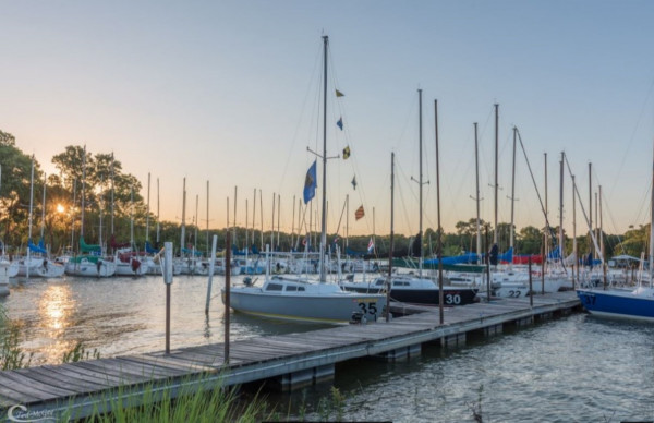 AtDock